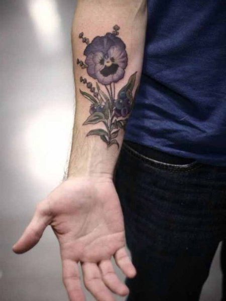 30 татуировок с цветами для страстных мужчин