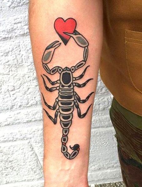 Крутая подборка необычных татуировок скорпиона для мужчин