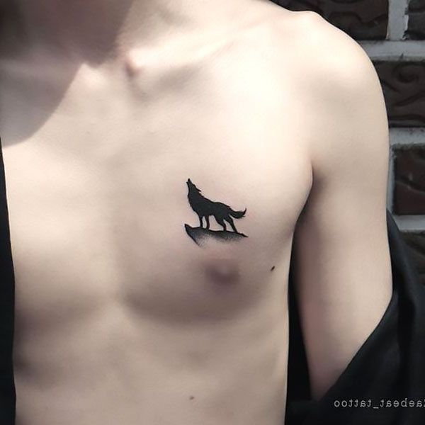 32 потрясающие татуировки на груди для мужчин