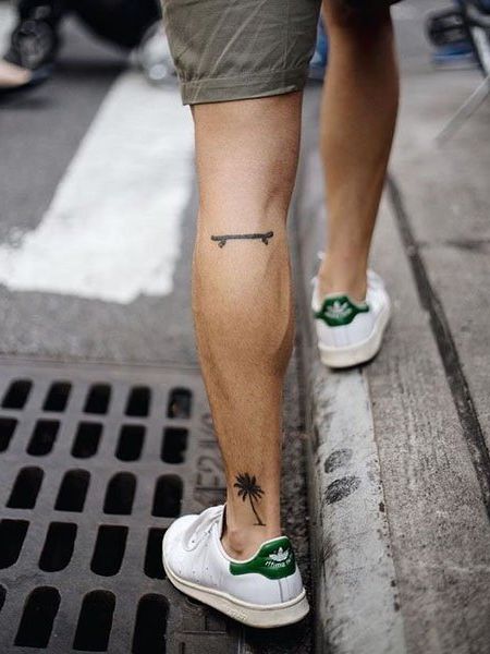 Классная подборка маленьких стильных татуировок для мужчин