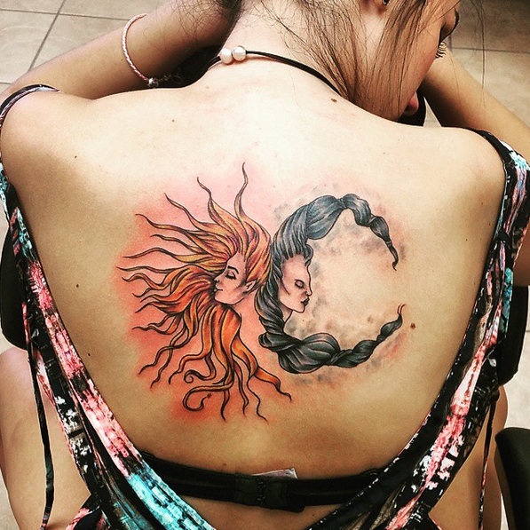 Татуировка Луна и солнце лицо