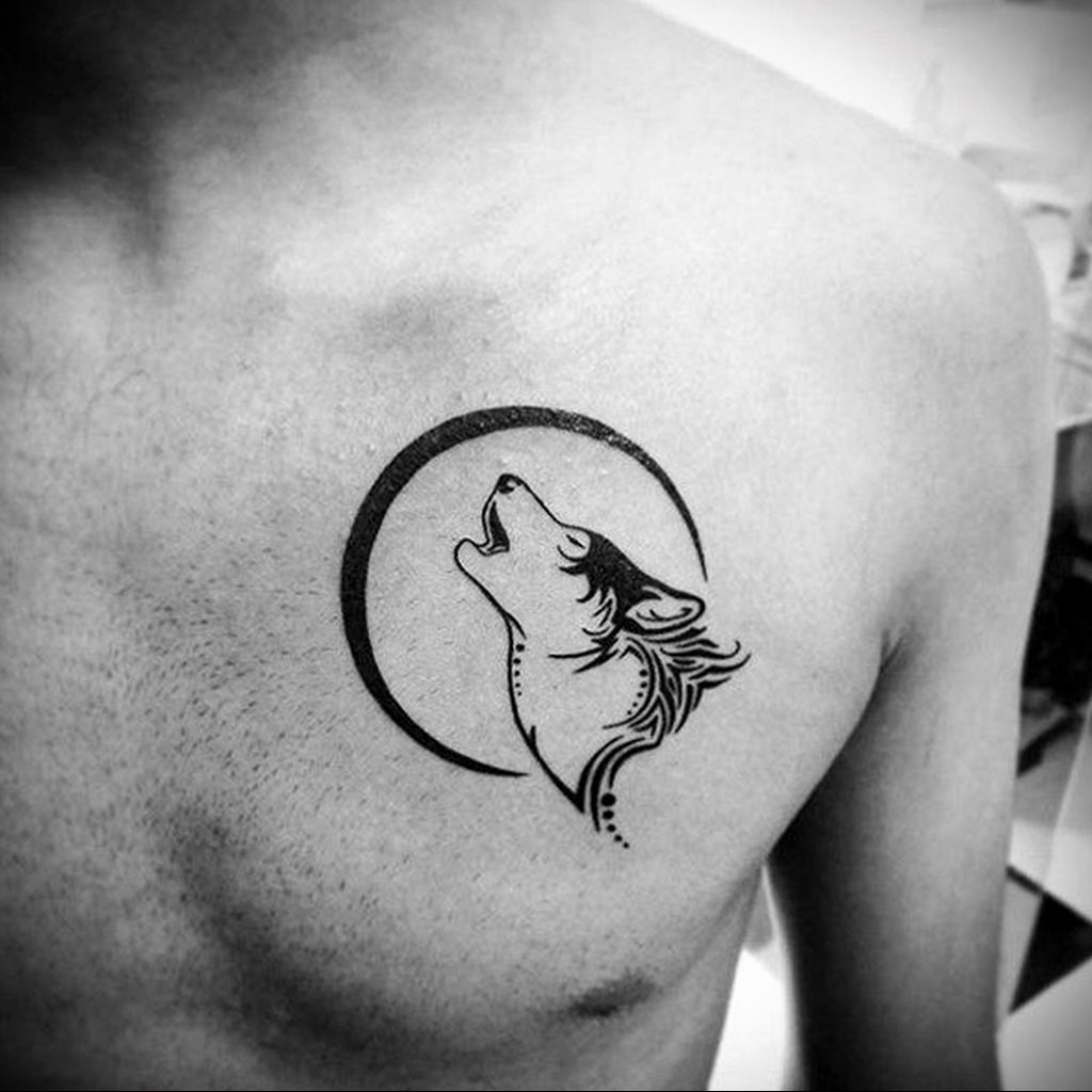 Татуировка волк и Луна